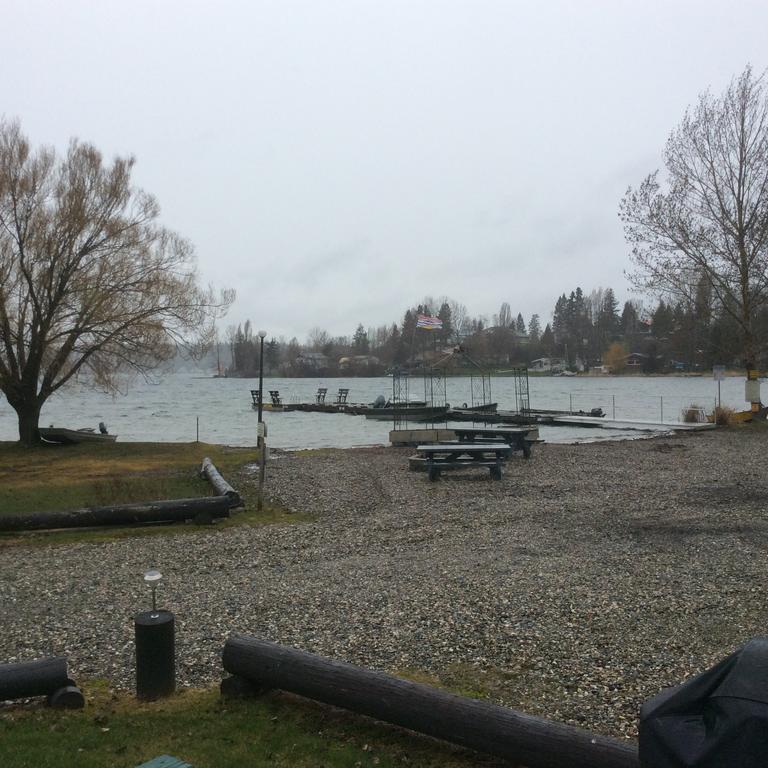 Robert'S Roost Rv Park Resort Quesnel Exteriör bild