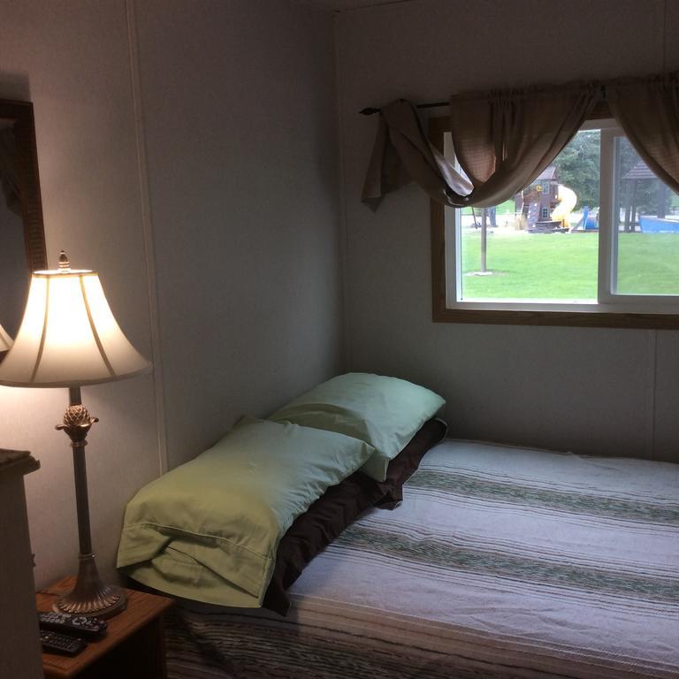 Robert'S Roost Rv Park Resort Quesnel Exteriör bild